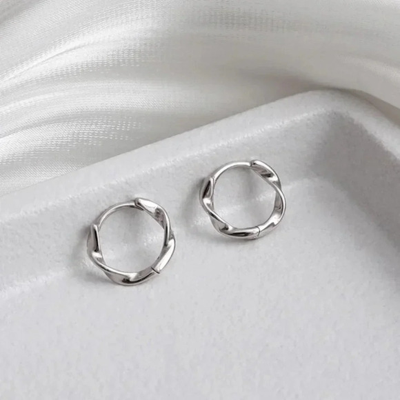925 Sterling Silver Twist Huggie Hoop Earrings Minimalist Small Hoops - Picture 9 of 12